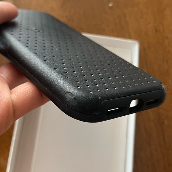 OTTERBOX iPhone XR Case Phone Case w/ Box - Picture 12 of 14